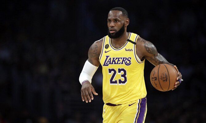 LeBron James, Los Angeles Lakers vs Los Angeles Clippers