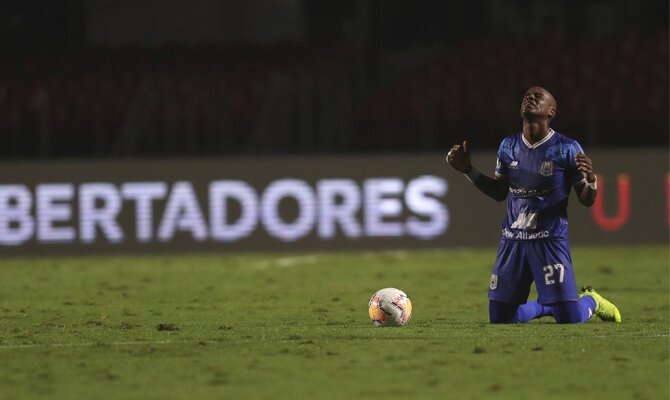 Jeickson Reyes, en la imagen, tratará de ayudar a romper los pronósticos del Sport Huancayo vs Binacional