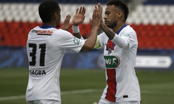 Imagen de Neymar celebrando un gol. Revisa las cuotas del PSG vs Manchester City de la Champions.