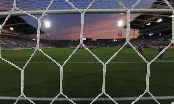 Imagen de la red de una portería. Revisamos las cuotas del Sporting Cristal vs Alianza Lima