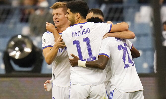 Kroos y Asensio celebran un gol en la Supercopa. Cuotas Real Madrid vs Athletic de Bilbao.