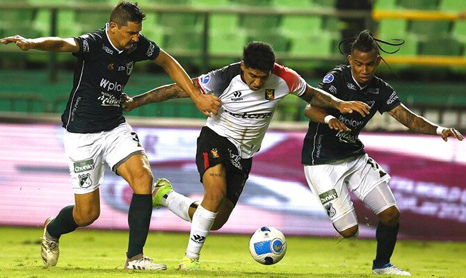 Jean Pierre Archimbaud de Melgar en partido contra el Deportivo Cali