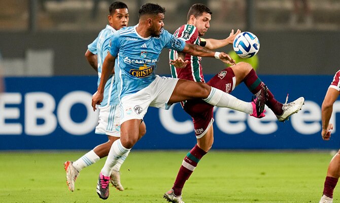 Acción de la derrota de Sporting Cristal ante Fluminense en Lima
