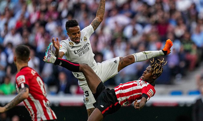 Eder Militao del Real Madrid en partido contra el Athletic de Bilbaso