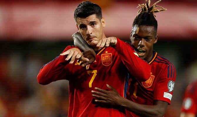 Alvaro Morata celebra un gol de la Selección Española ante Chipre