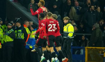 Jugadores del Manchester United festejan un gol de Marcus Rashford