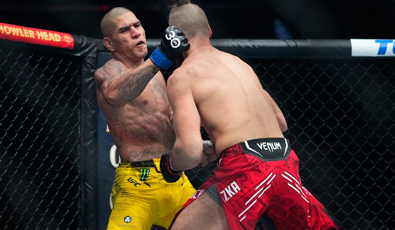 El brasileño Alex Pereira contra Jiri Prochazka en UFC 295
