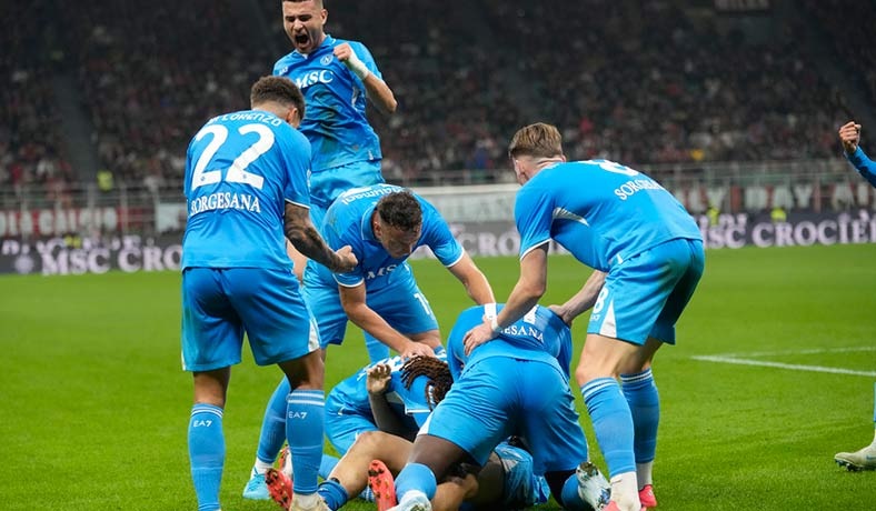 Mejores apuestas del Fiorentina vs Napoli en un partido bisagra para los azzurri